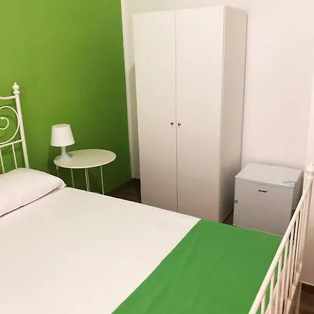 Bed & Breakfast Spaccanapoli Duomo 3*